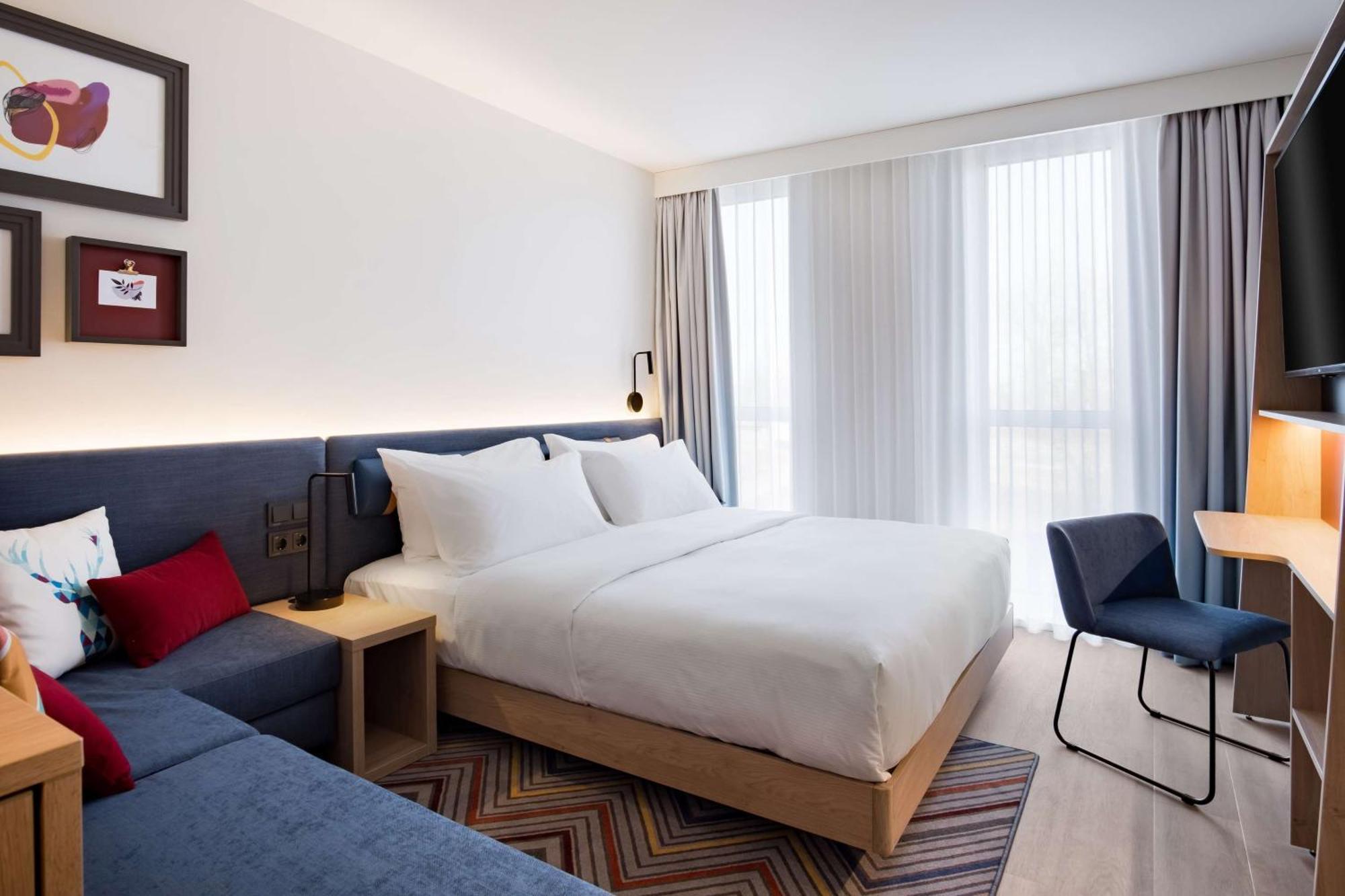 Hampton By Hilton Riga Airport Hotel Mārupe Exterior foto