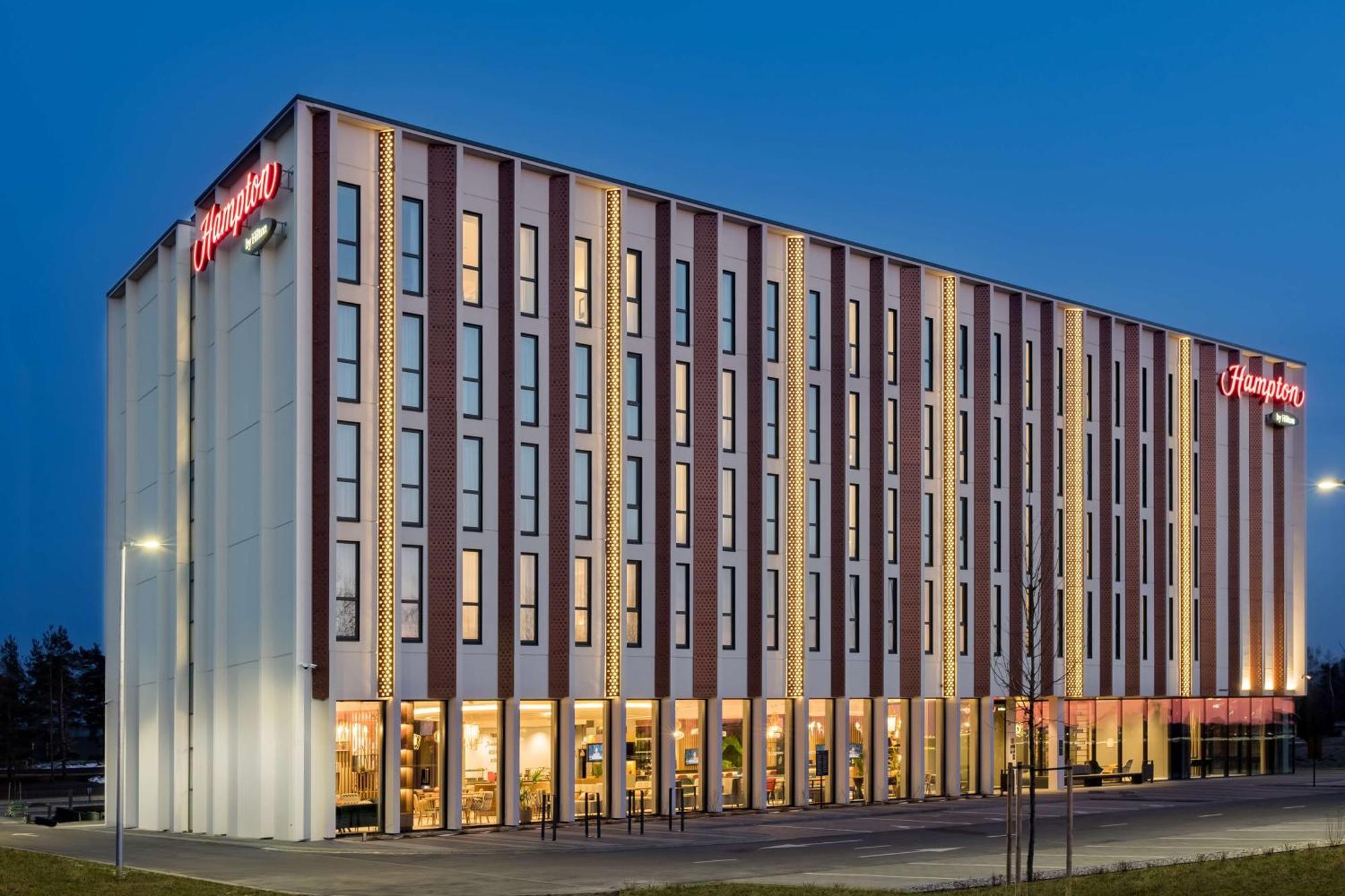 Hampton By Hilton Riga Airport Hotel Mārupe Exterior foto