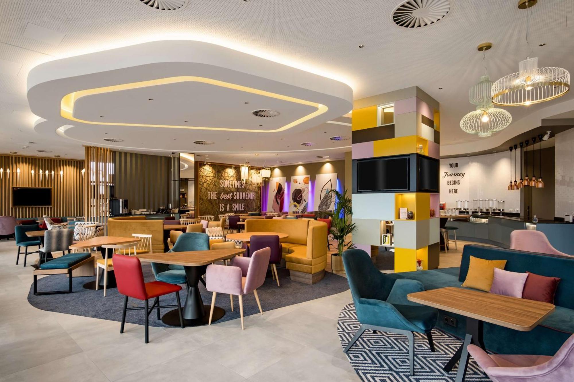 Hampton By Hilton Riga Airport Hotel Mārupe Exterior foto